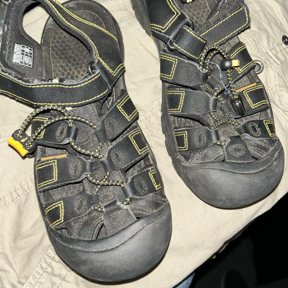 Keen Black and Yellow Men’s Newport H2 Water Sandals